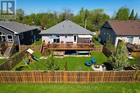 37 Marilyn Avenue North Wasaga Beach ON L9Z 2Y5