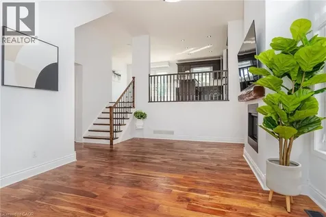 357 Parkvale Drive Kitchener ON N2R 1Y6