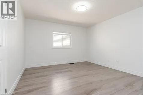357 Parkvale Drive Kitchener ON N2R 1Y6