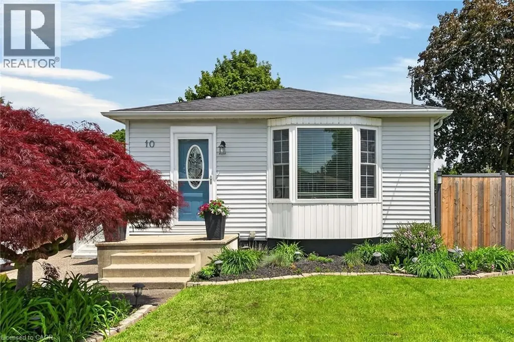 10 Frederick Street St. Catharines ON L2S 2S2
