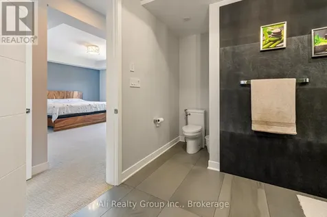 69 Donald Street Ottawa ON K1K 1N3
