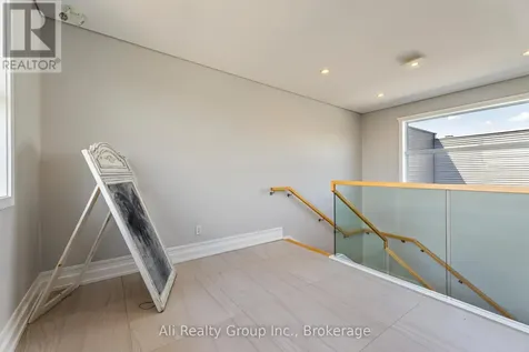 69 Donald Street Ottawa ON K1K 1N3