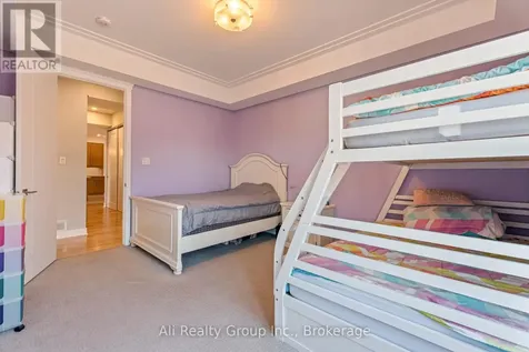69 Donald Street Ottawa ON K1K 1N3