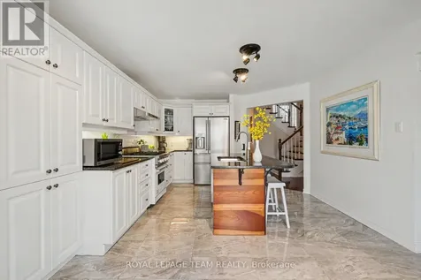 518 Shawondasee Street Ottawa ON K2S 0K5