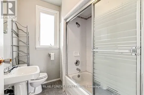 67 St Catharine Street St. Thomas ON N5P 2V9