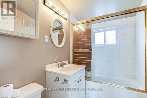67 St Catharine Street St. Thomas ON N5P 2V9