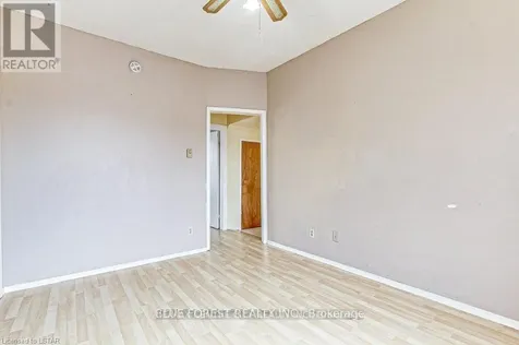 67 St Catharine Street St. Thomas ON N5P 2V9