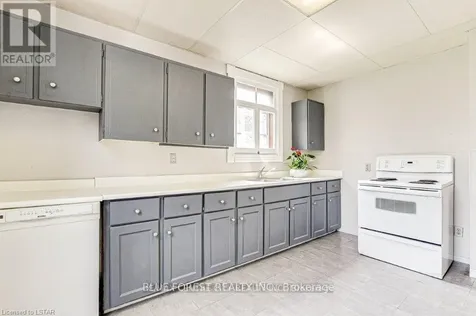 67 St Catharine Street St. Thomas ON N5P 2V9