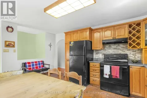 286 Siberia Road Madawaska Valley ON K0J 1B0