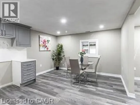 15 Spiers Crescent Cambridge ON N1R 1B3