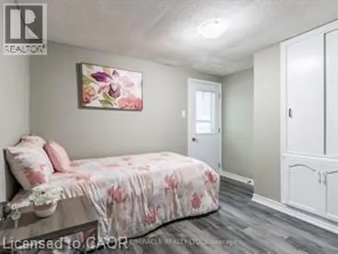 15 Spiers Crescent Cambridge ON N1R 1B3