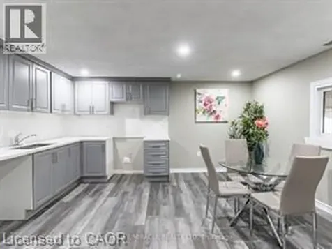 15 Spiers Crescent Cambridge ON N1R 1B3
