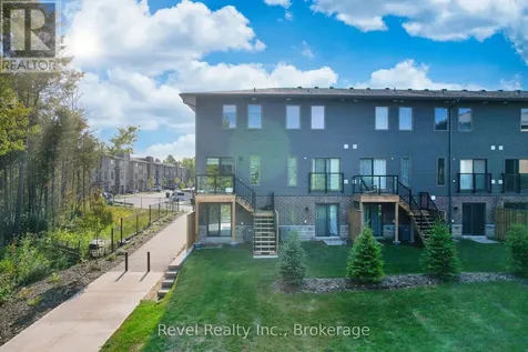 14 Winters Crescent Collingwood ON L9Y 5T1
