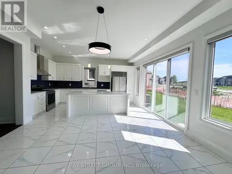 15 Backhouse Drive Richmond Hill ON L4E 1M8