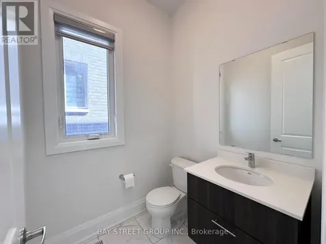 15 Backhouse Drive Richmond Hill ON L4E 1M8