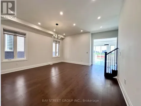 15 Backhouse Drive Richmond Hill ON L4E 1M8