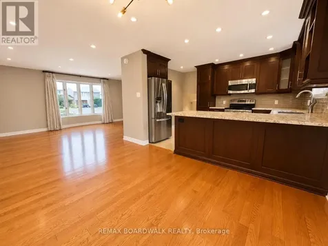 22 Bartley Crescent Ottawa ON K2J 2J7
