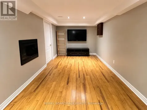 22 Bartley Crescent Ottawa ON K2J 2J7
