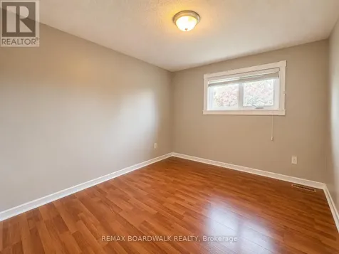 22 Bartley Crescent Ottawa ON K2J 2J7