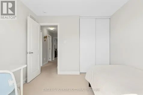 205 Geyser Place Ottawa ON K2J 6N9