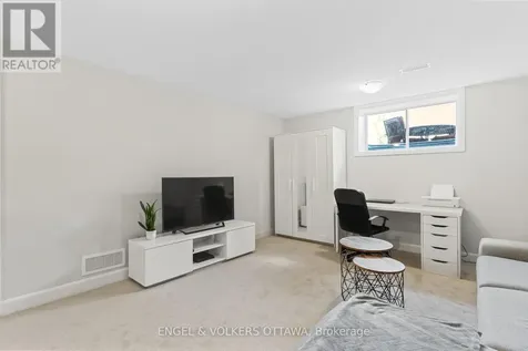 205 Geyser Place Ottawa ON K2J 6N9