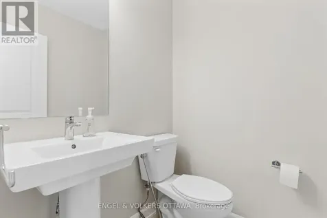 205 Geyser Place Ottawa ON K2J 6N9