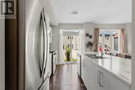 205 Geyser Place Ottawa ON K2J 6N9