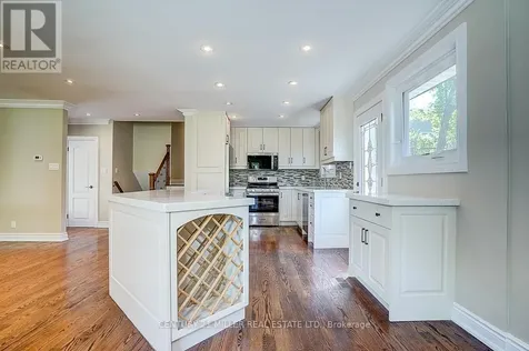 37 Dallington Drive Toronto (don Valley Village) ON M2J 2G4