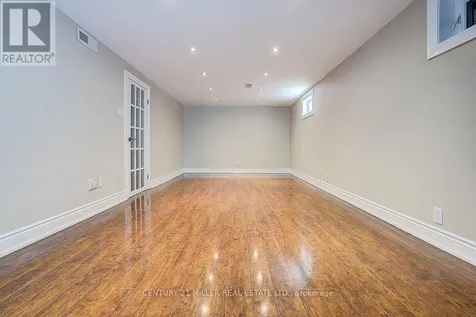 37 Dallington Drive Toronto (don Valley Village) ON M2J 2G4