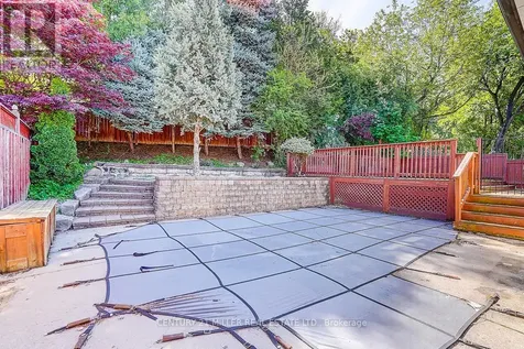 37 Dallington Drive Toronto (don Valley Village) ON M2J 2G4