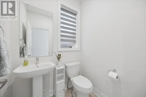 2484 Florentine Place Pickering ON L1X 0H2