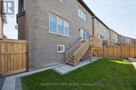 2484 Florentine Place Pickering ON L1X 0H2