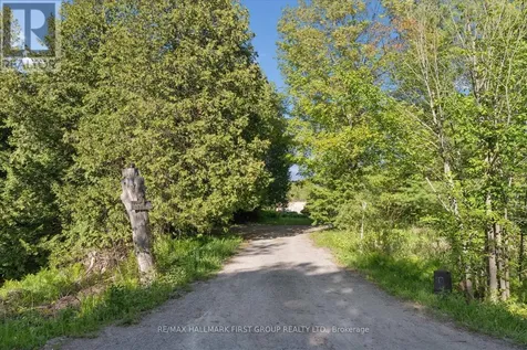 7167 Carscadden Road Clarington ON L0B 1M0