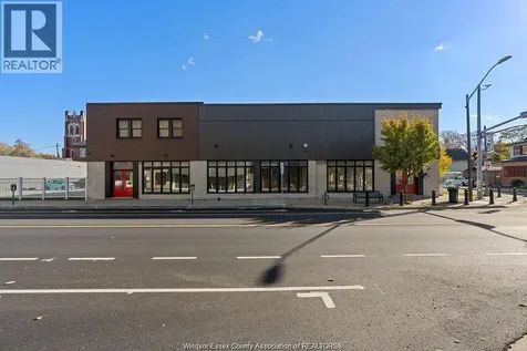 1519 Wyandotte East Windsor ON N9A 3L3