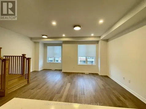 82 Avani Avenue Markham ON L6C 1L2