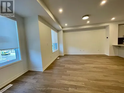 82 Avani Avenue Markham ON L6C 1L2