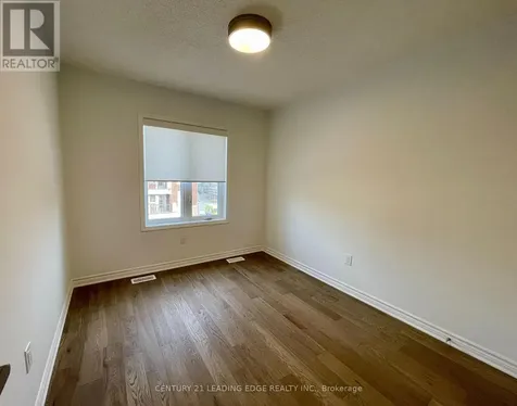 82 Avani Avenue Markham ON L6C 1L2