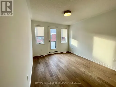 82 Avani Avenue Markham ON L6C 1L2