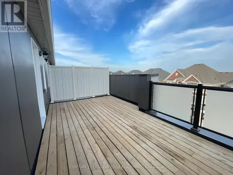 82 Avani Avenue Markham ON L6C 1L2