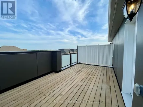 82 Avani Avenue Markham ON L6C 1L2