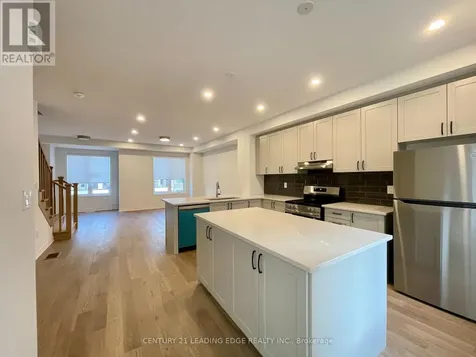 82 Avani Avenue Markham ON L6C 1L2