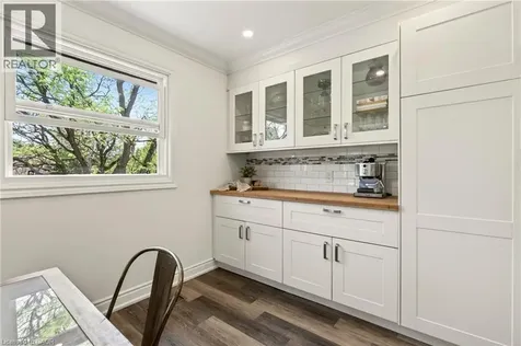 42 Bridlewood Drive Dundas ON L9H 6H4
