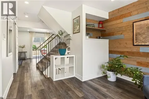42 Bridlewood Drive Dundas ON L9H 6H4