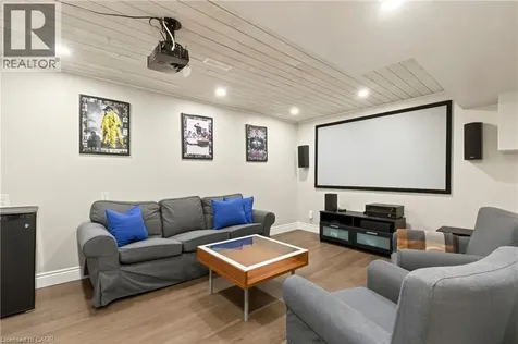 42 Bridlewood Drive Dundas ON L9H 6H4