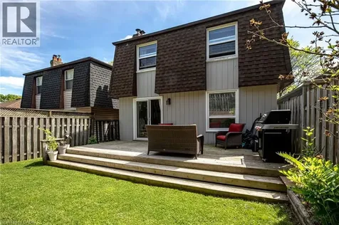 42 Bridlewood Drive Dundas ON L9H 6H4