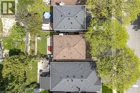 42 Bridlewood Drive Dundas ON L9H 6H4