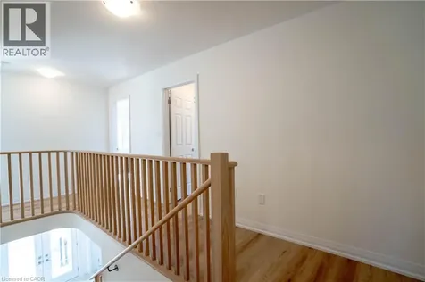 10 Adeline Crescent Breslau ON N0B 1M0