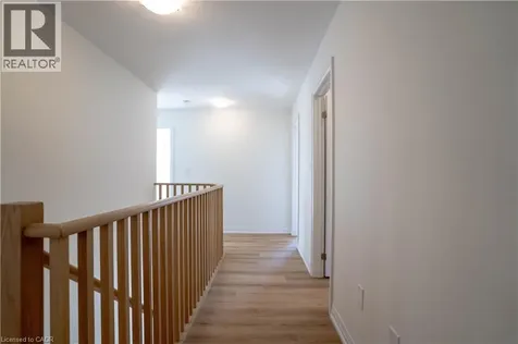 10 Adeline Crescent Breslau ON N0B 1M0