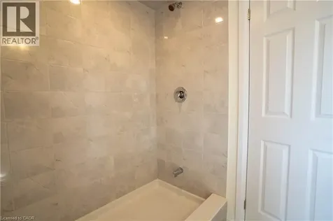 10 Adeline Crescent Breslau ON N0B 1M0