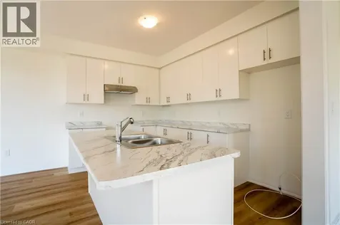 10 Adeline Crescent Breslau ON N0B 1M0